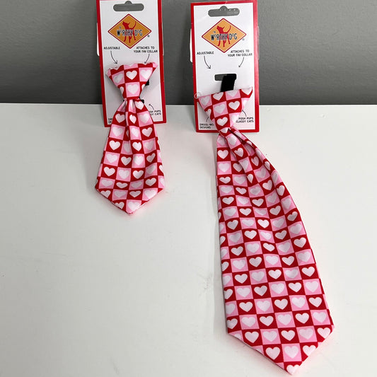 Colorblock Hearts Neck Tie