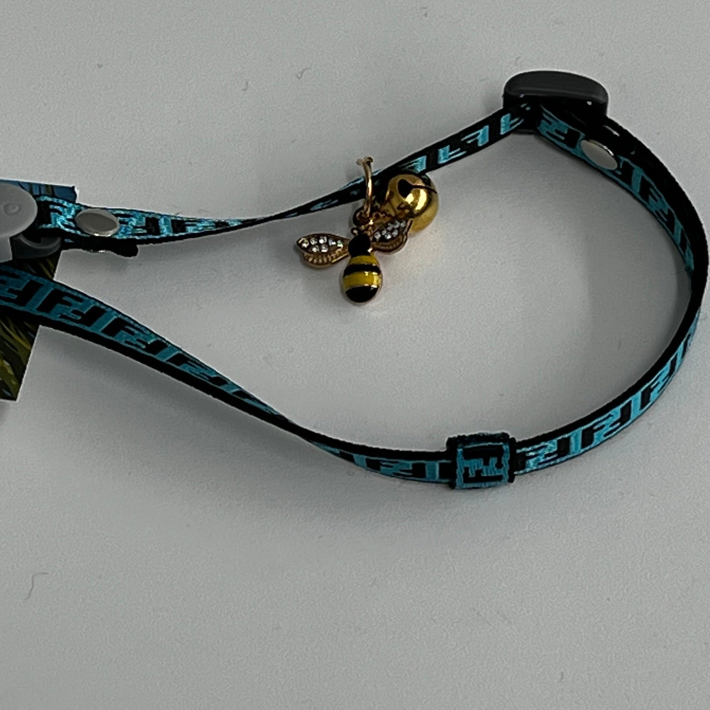 Cat Collar w/ Honey Bee Charm- Small