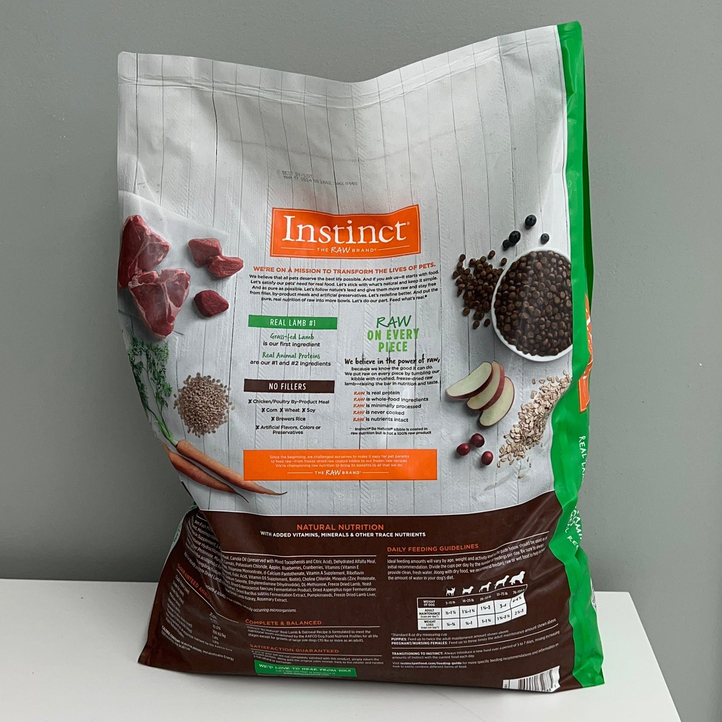Instinct Be Natural Lamb & Oatmeal 24lb