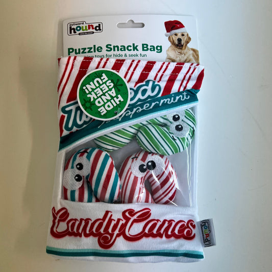 Outward Hound Candy Cane Puzzle Snack Bag