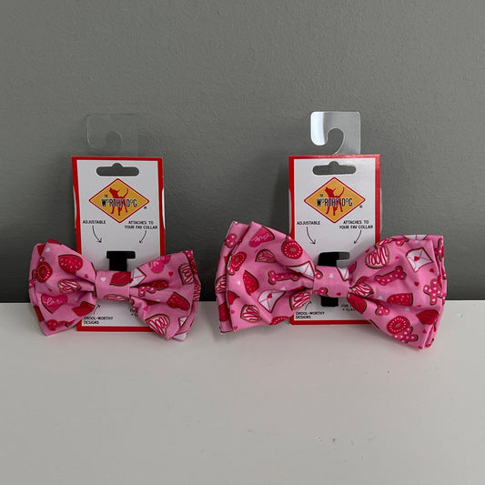 Love & Kisses Bow Tie